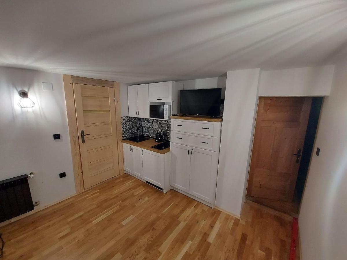 Apartamento U Mlynorza Suche Exterior foto
