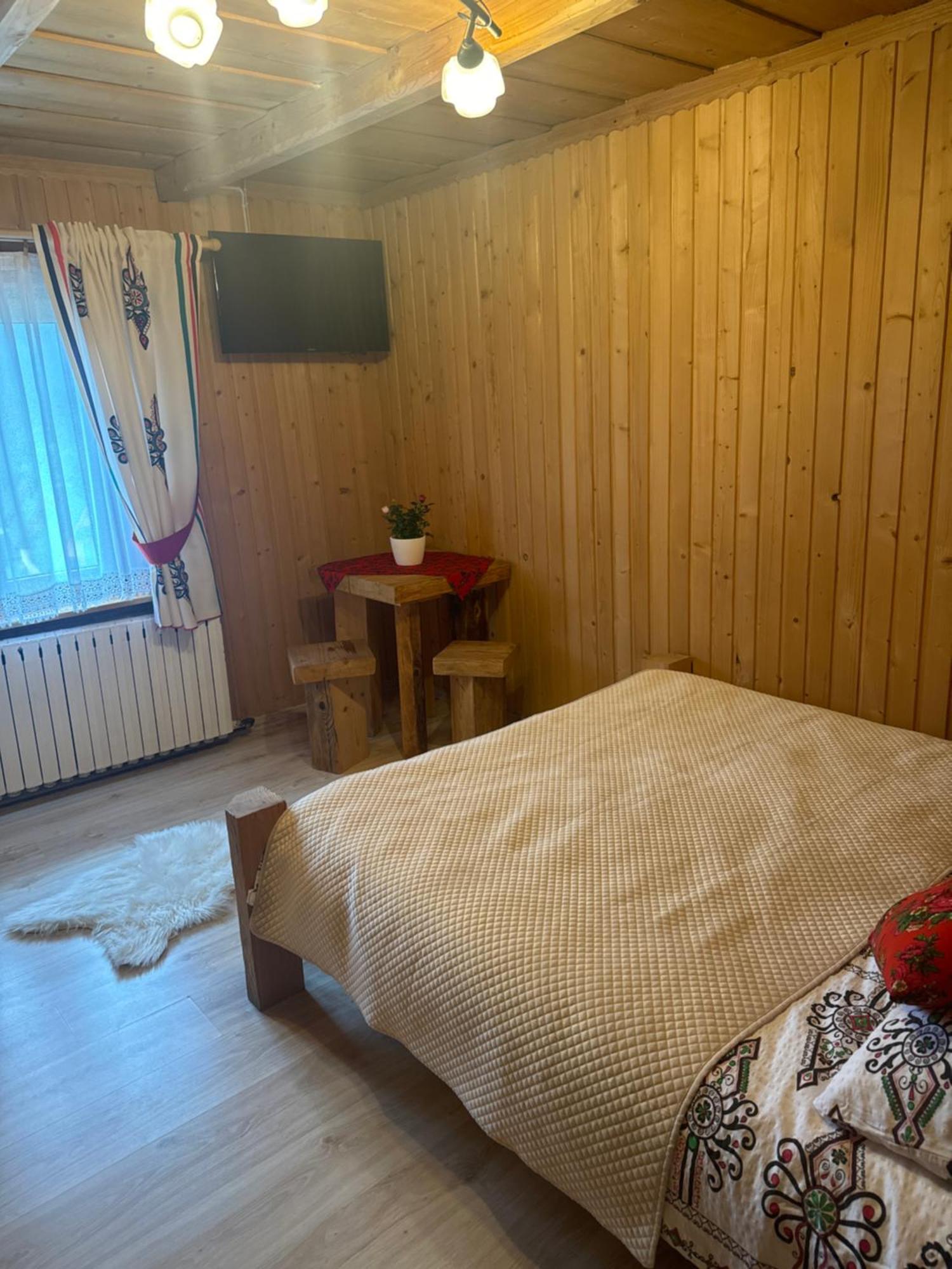 Apartamento U Mlynorza Suche Exterior foto